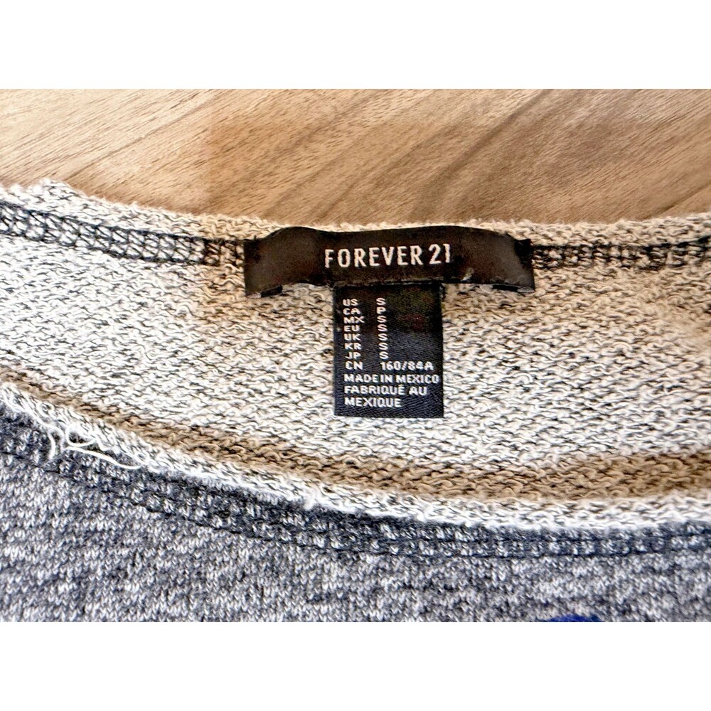 Forever 21 Women's Gray Blue Loose Cropped New York Pullover Sweatshirt Small S - Picture 5 of 6